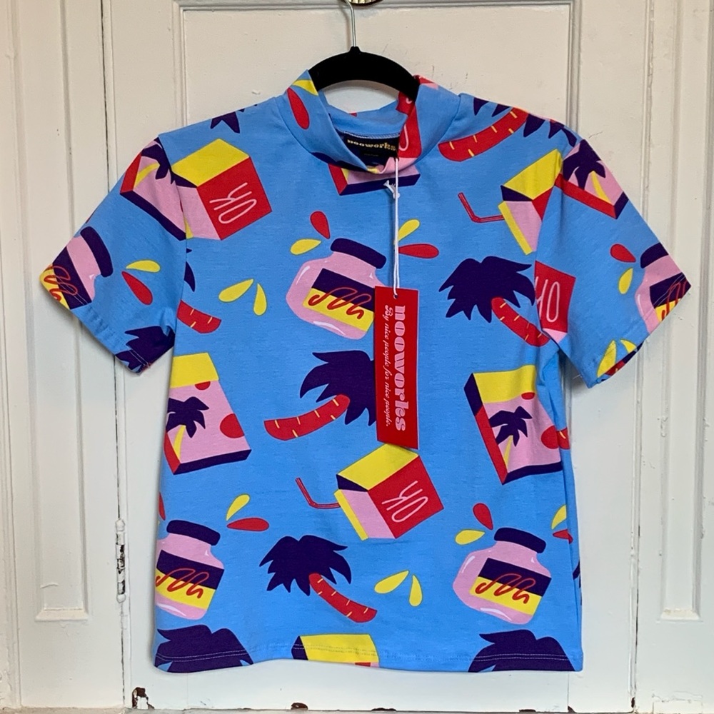 NWT Nooworks Snacks Mock Neck - Size Medium